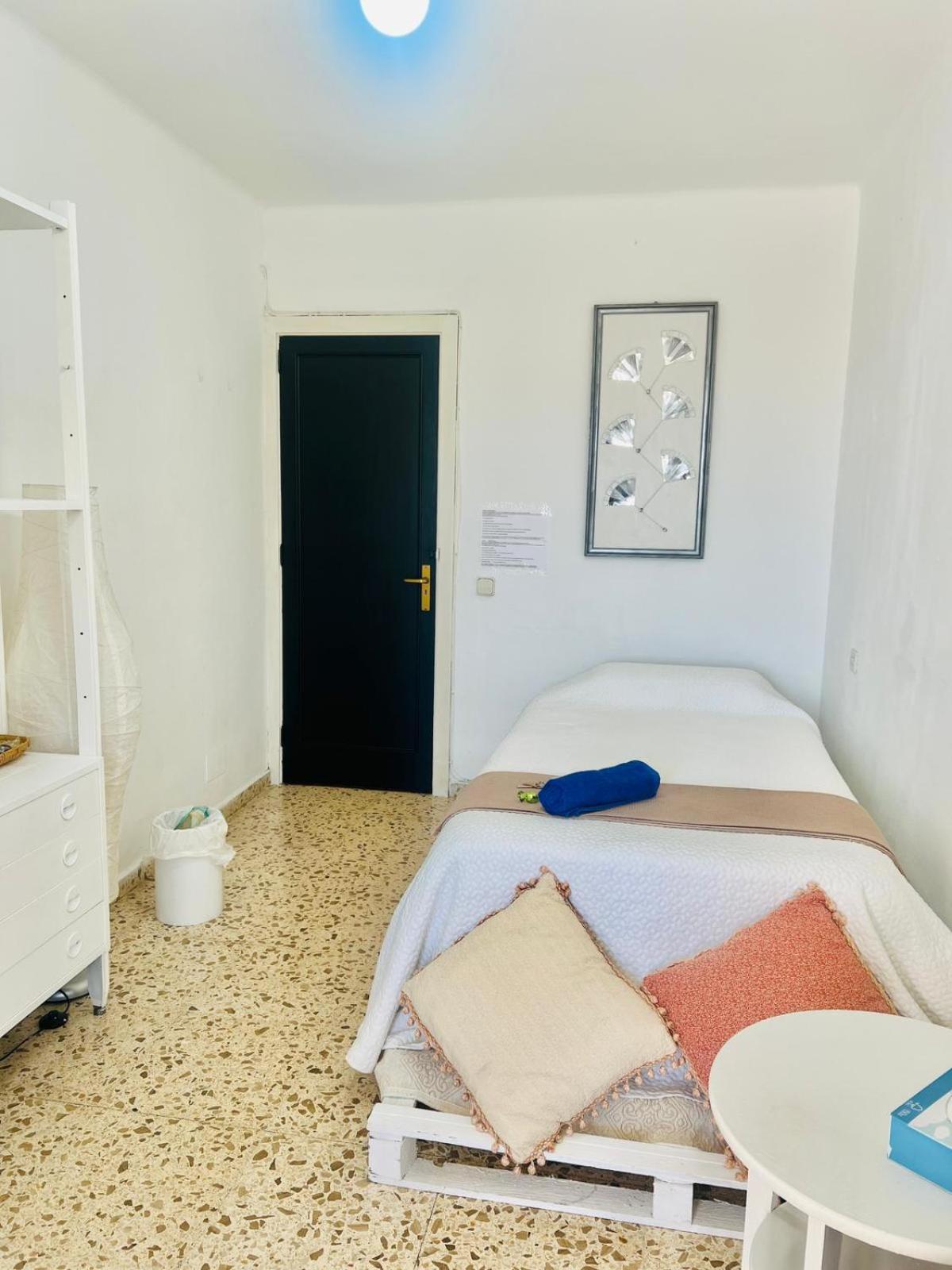 Habitacion Rustica En Para Una Sola Persona En Casa Familiar Palma